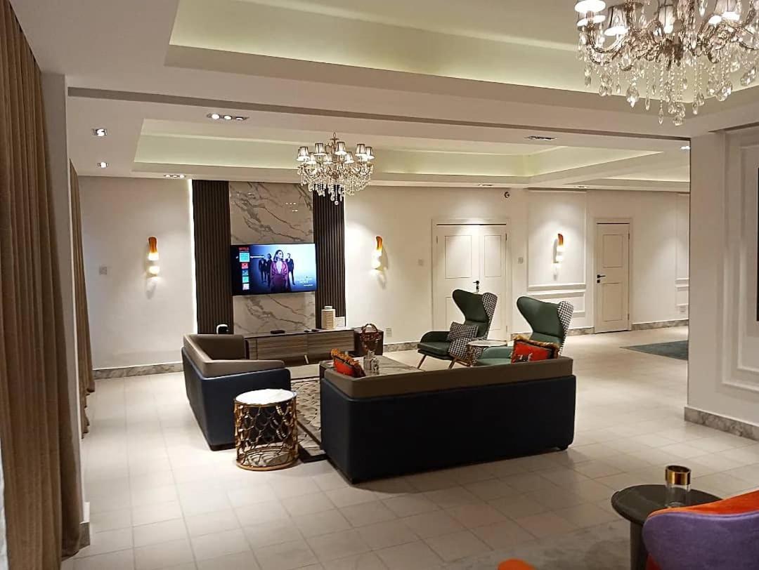 Sujimoto Residences Macdonald Lagos Exterior foto